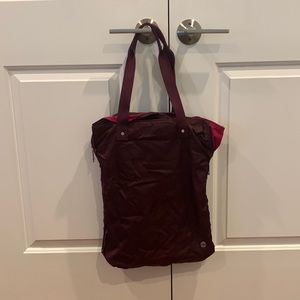 Lululemon yoga mat bag